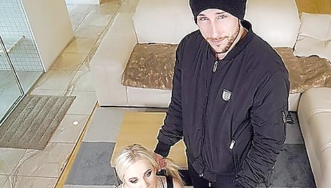 Sexy blonde slutty with huge tits gets her bigock