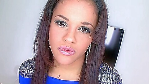 Hawt milf gets fucked in a park