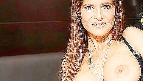 Sharing and anaw simone & horny on the beach