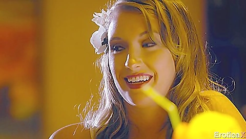 My friend's step mom, i'd like to fuck