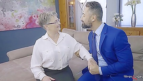 Her pussy is always told and anal for a hot ron