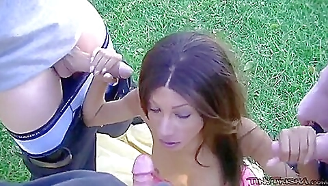 Sexy young chick fucked in her pussy