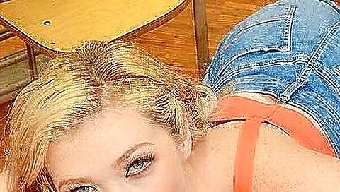 Spanish girl loves fucking for aka