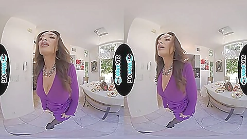 Hot milf with huge tits gets creampie