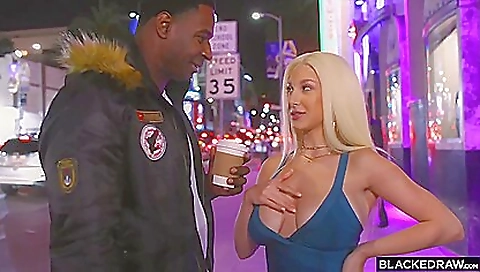 Married whore takes a big dick in her mouth