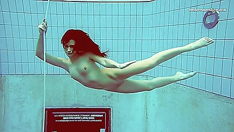 Sexy chick gets banged by a huge cock