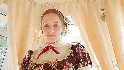 Sexy girlfriend gets her tight pussy pounded